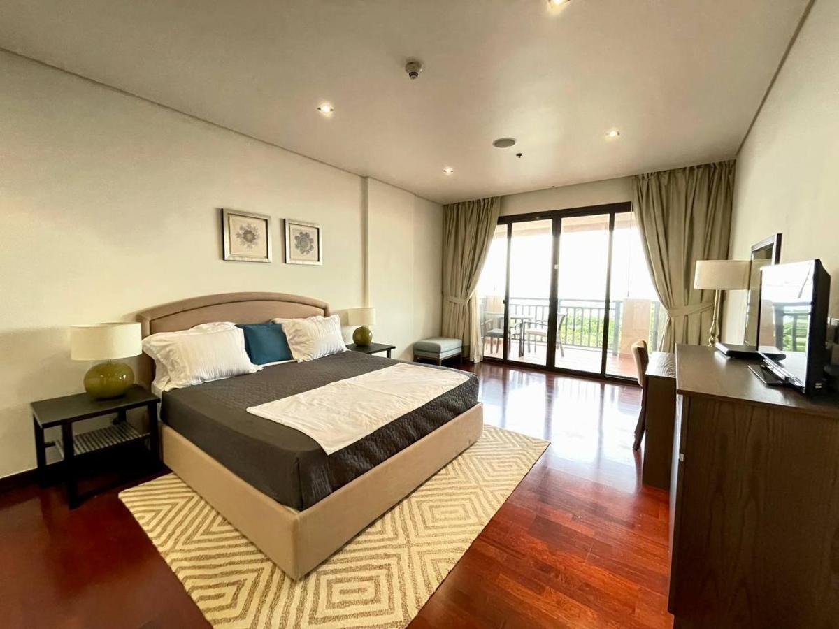 Signature Living Resort Apartments With Private Beach And Laguna Pool , Palm Jumeirah Dubái Exterior foto